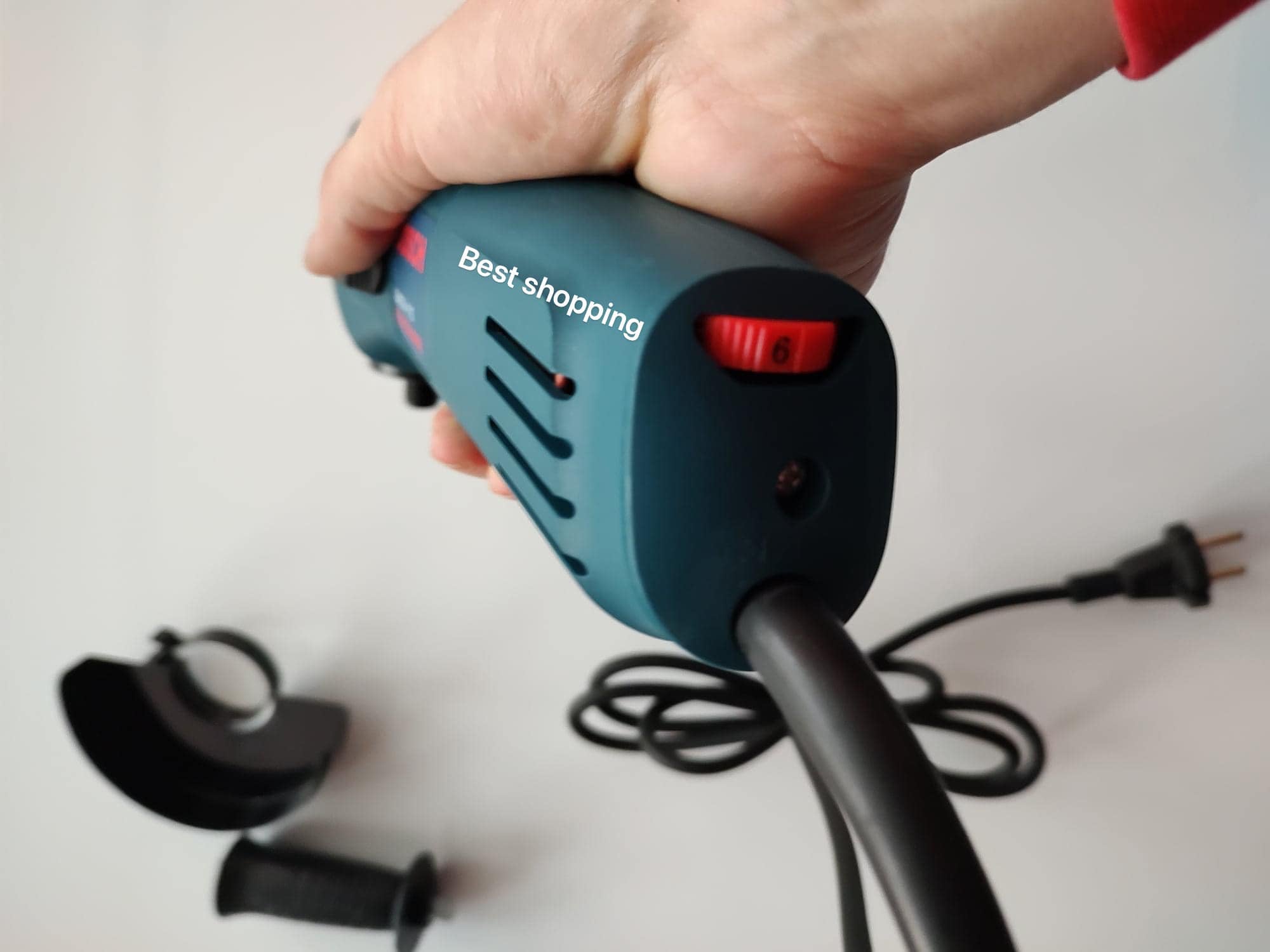 Bosch ugaona brusilica sa potenciometrom